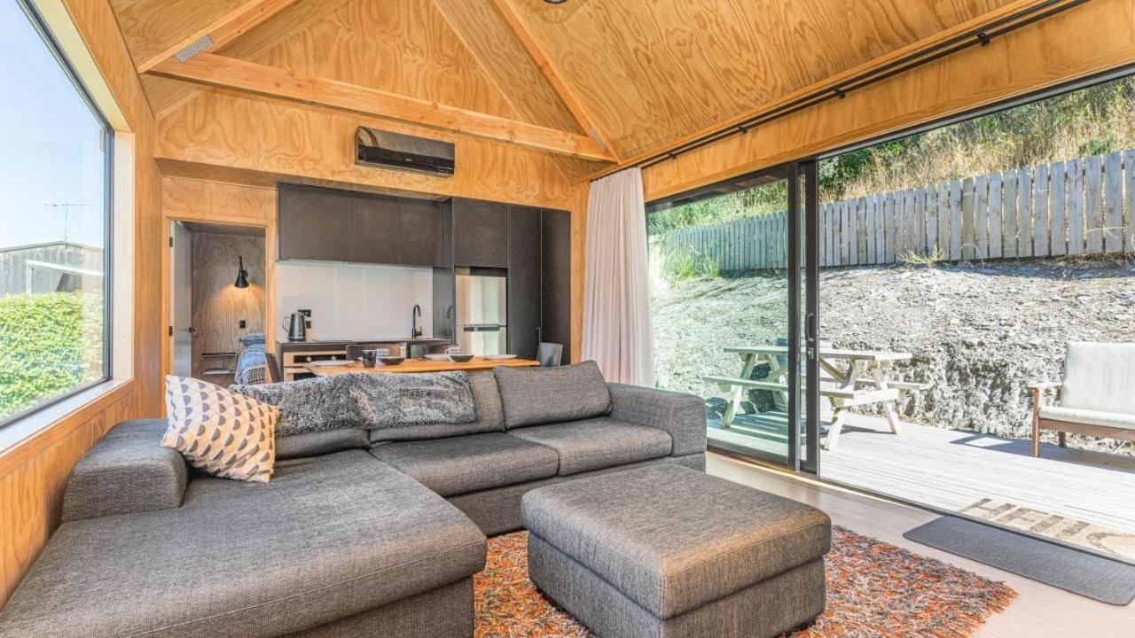 Picture Perfect - Queenstown Holiday Home ภายนอก รูปภาพ