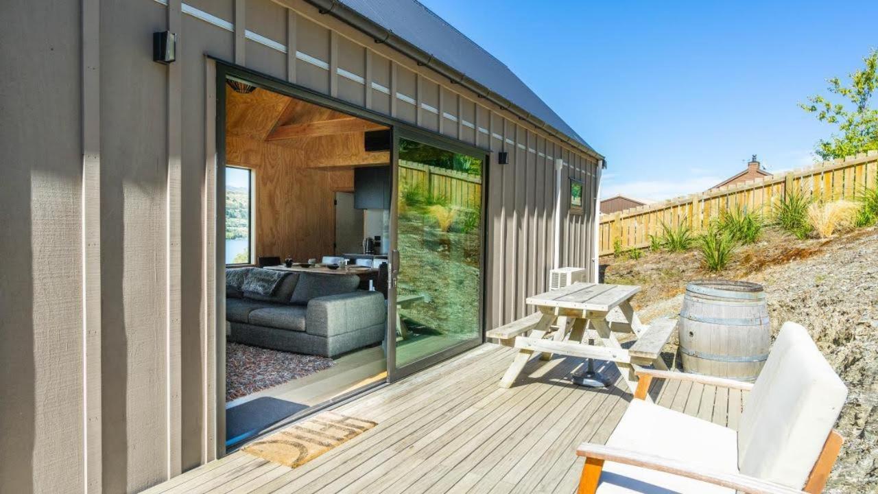 Picture Perfect - Queenstown Holiday Home ภายนอก รูปภาพ