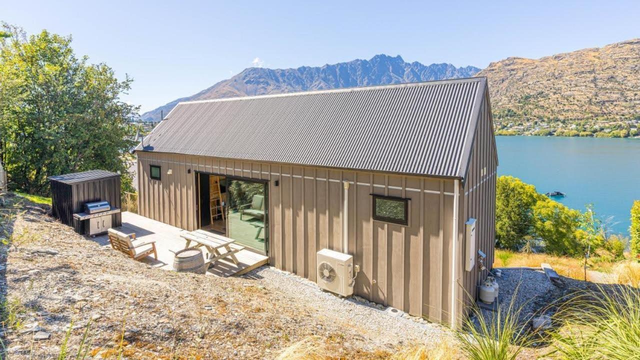 Picture Perfect - Queenstown Holiday Home ภายนอก รูปภาพ